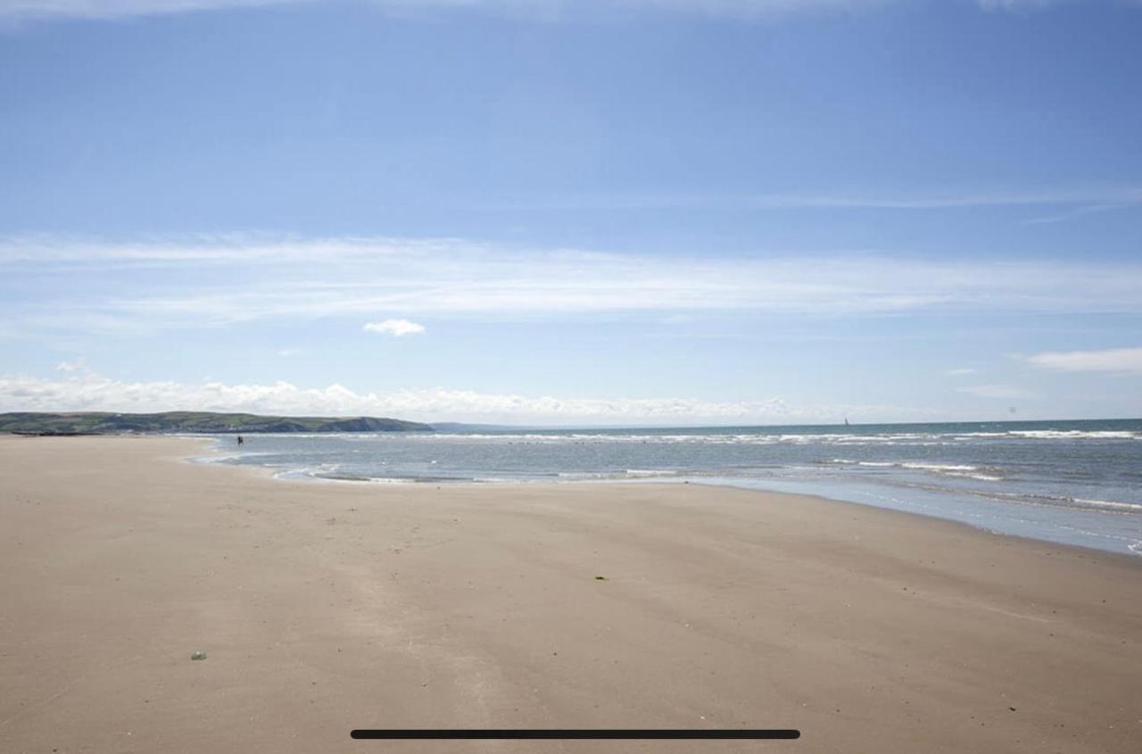Powys 37 Hotel Borth Buitenkant foto